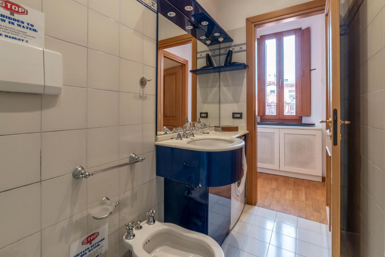 Piazza Di Spagna Elegant Flat Rome Bagian luar foto